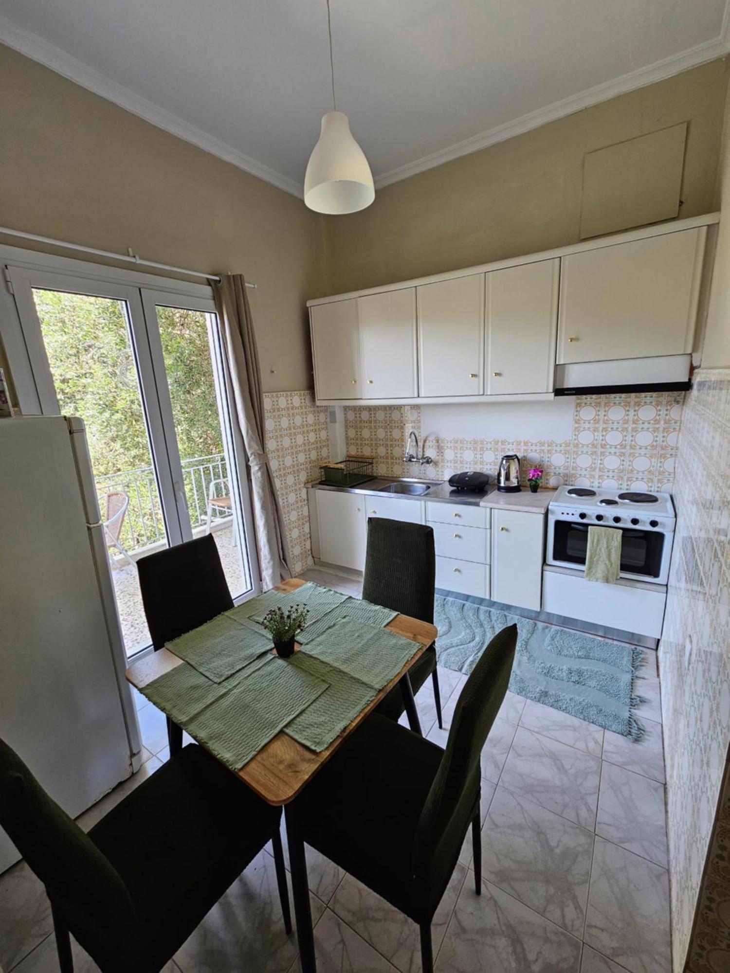 Tramonto Beach Apartment Ypsos Exterior photo